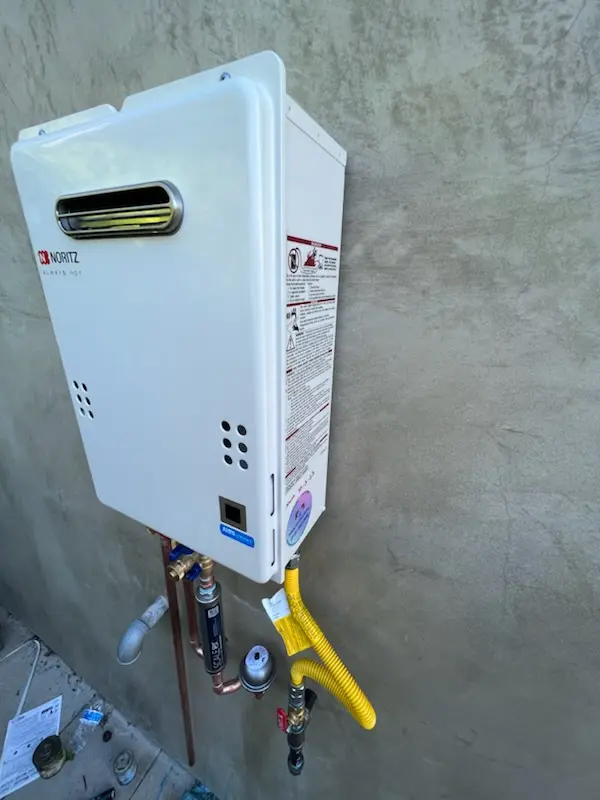Tankless water heater installation for Port Washington North homes